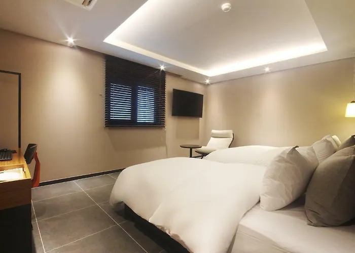 Brown Dot Seomyeon Hotel Busan