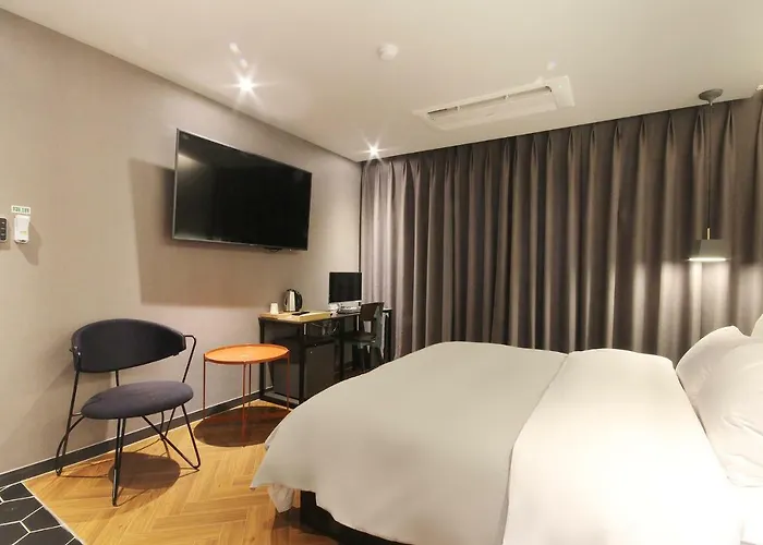 Hotel Brown Dot Seomyeon