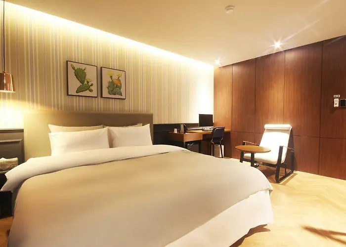 Brown Dot Seomyeon 2* Busan