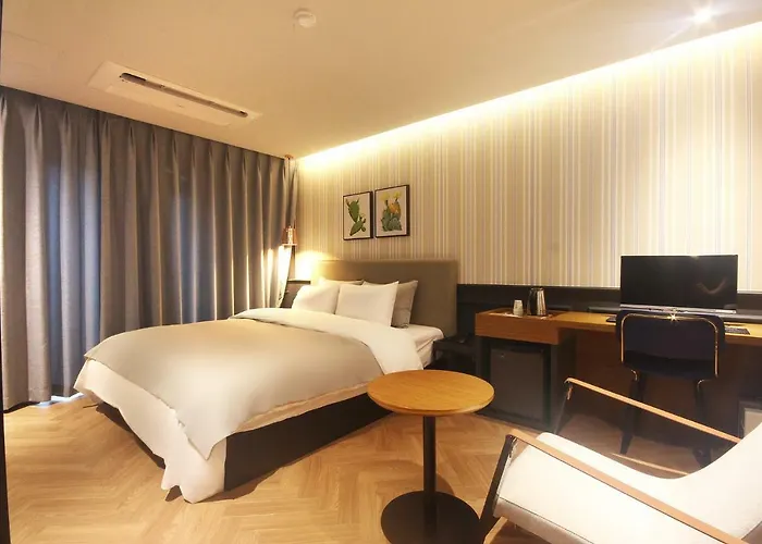 Hotel Brown Dot Seomyeon 2*